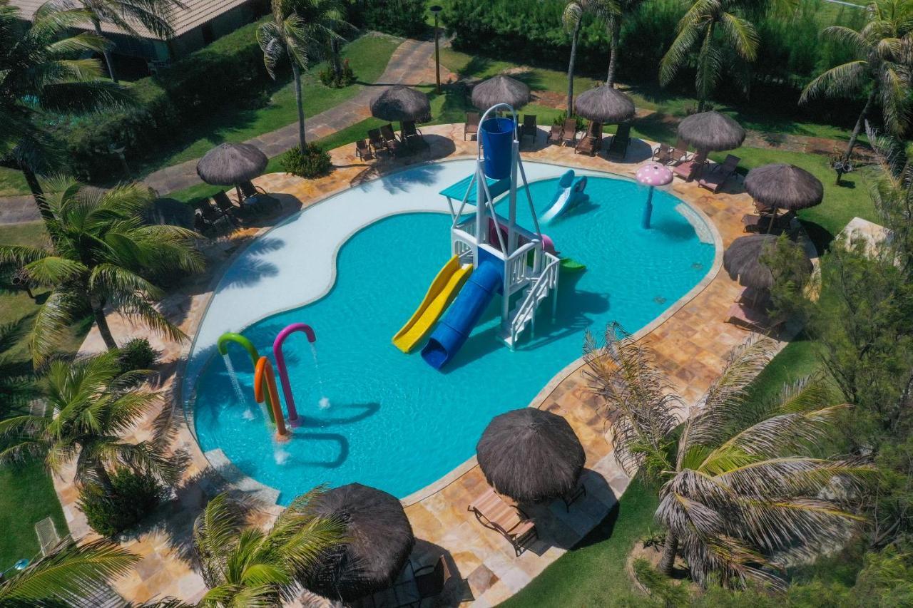 Dom Pedro Laguna Beach Resort & Golf By Wam Experience Aquiraz Exteriör bild Aerial view of the resort's swimming pool